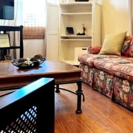 House Close To Downtown, Airport, Raymond James Stadium, And Many More Places